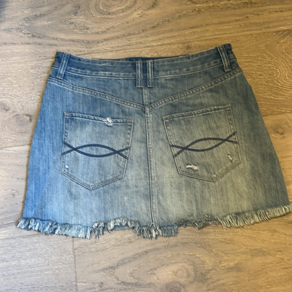 Abercrombie & Fitch Natural Rise Vintage A-Line Denim Skirt EUC 100% cotton - Picture 3 of 6